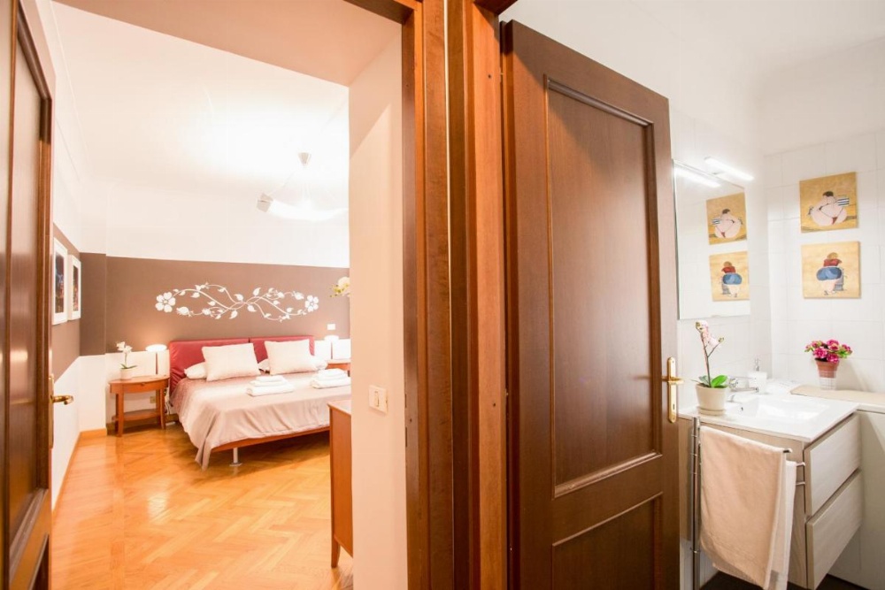 Polacchi 42 Apartment Image 7